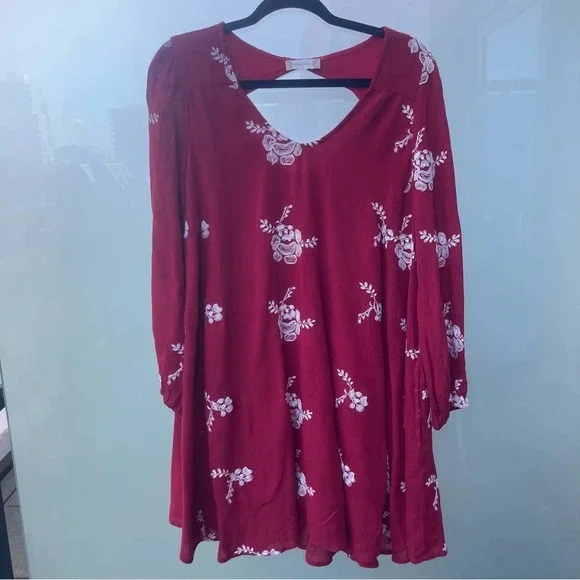 ALTER’D STATE Sz S Oversized Embroidered A-Line Puffy Sleeves V-Neck  Mini Dress - Picture 2 of 11